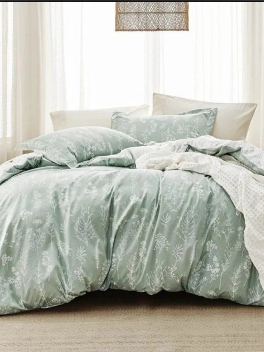 Soft Sage Botanical Print King Comforter Set , 3 Pieces Reversible Floral